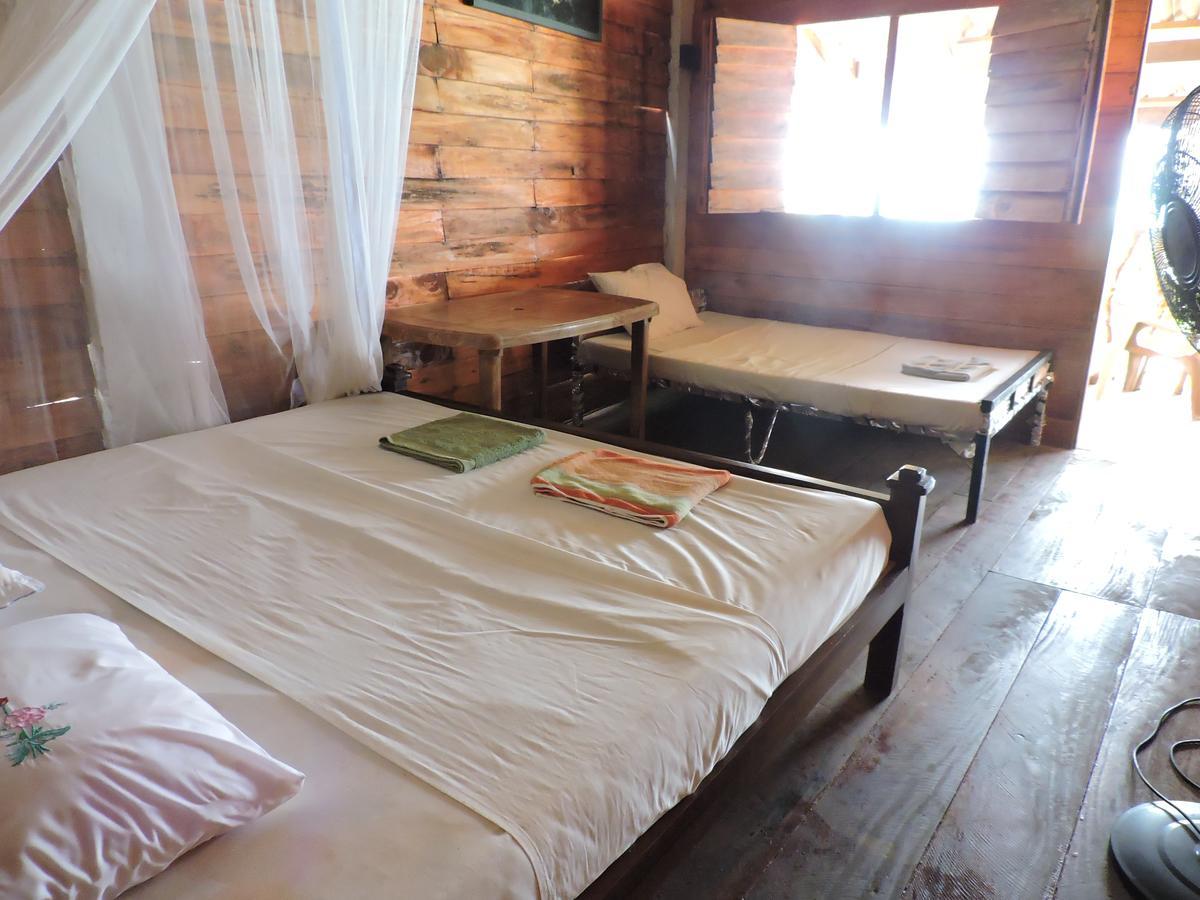 Reggae Zone Beach Resort Tangalle Room photo