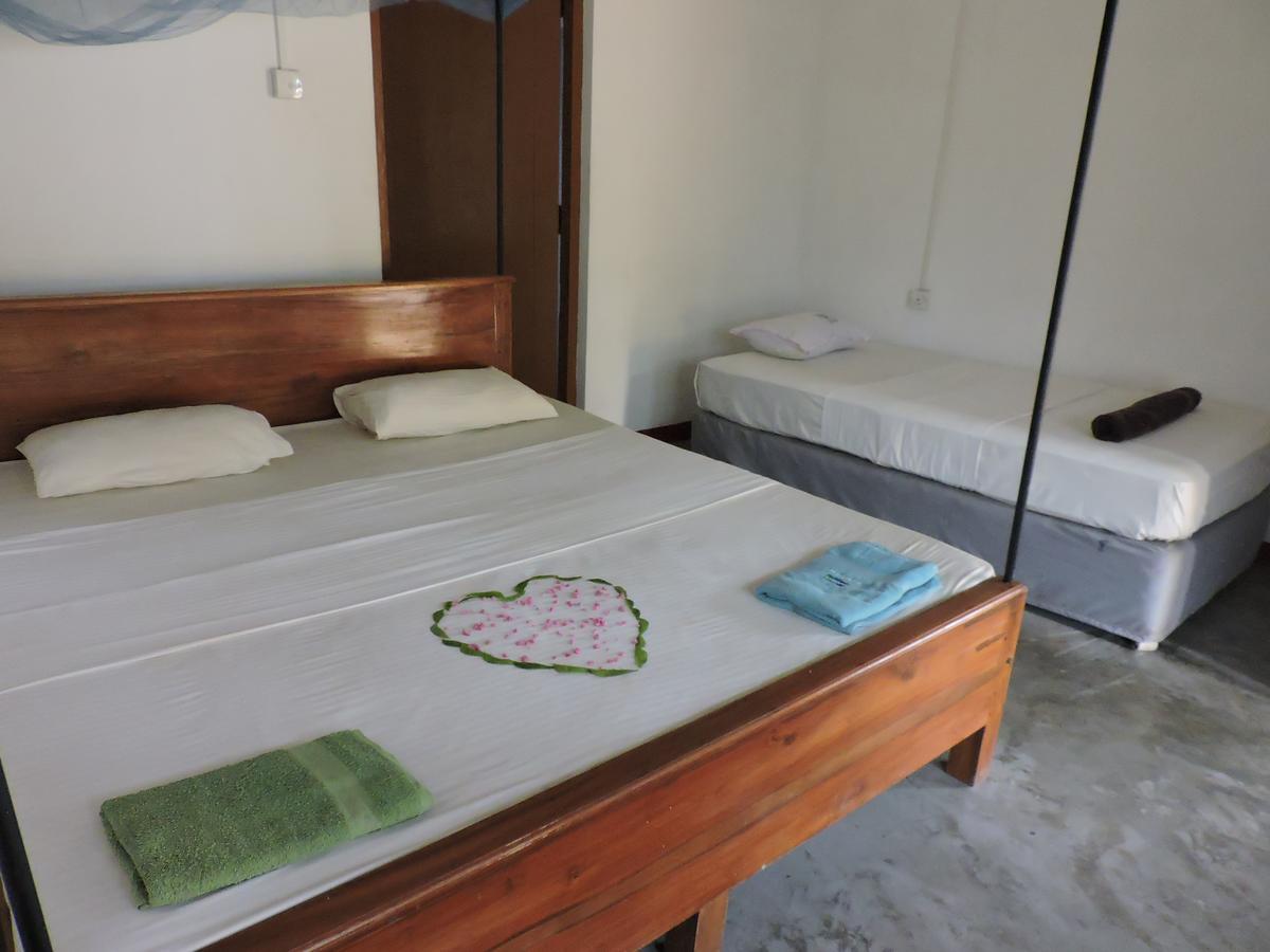 Reggae Zone Beach Resort Tangalle Room photo